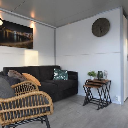 Villa Tiny Floating House Ibiza Maastricht Exterior foto